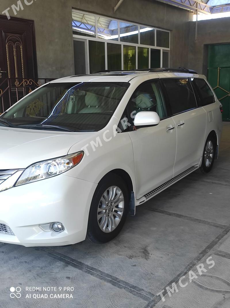 Toyota Sienna 2016 - 360 750 TMT - Койтендаг - img 9