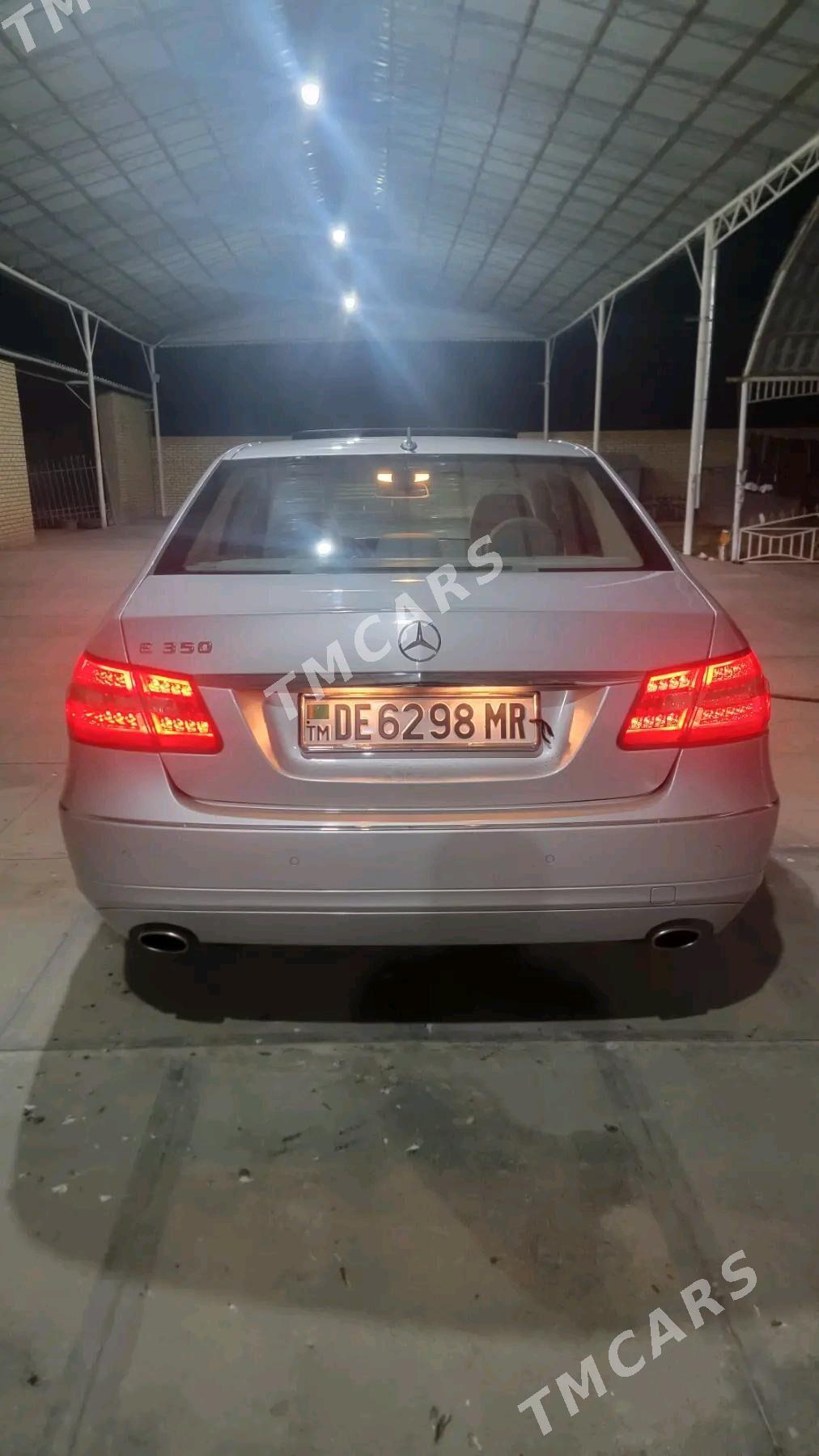 Mercedes-Benz E350 2010 - 280 000 TMT - Мары - img 9