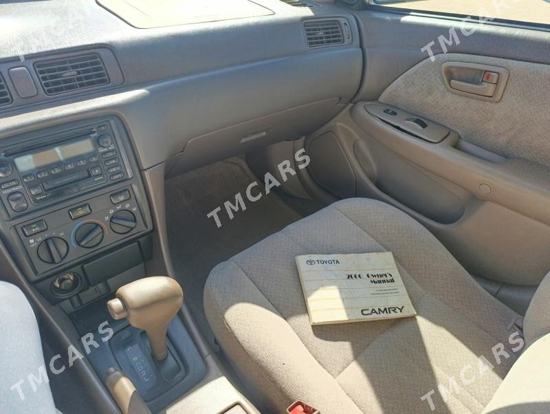 Toyota Camry 2000 - 125 000 TMT - Köneürgenç - img 2