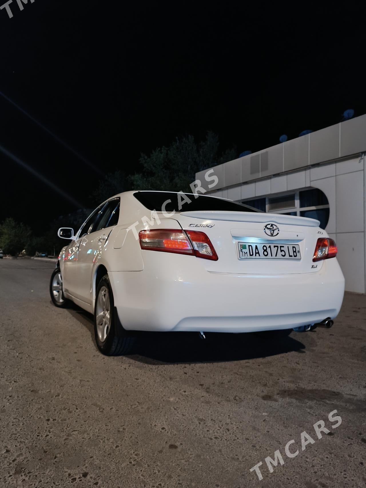 Toyota Camry 2011 - 125 000 TMT - Сейди - img 5