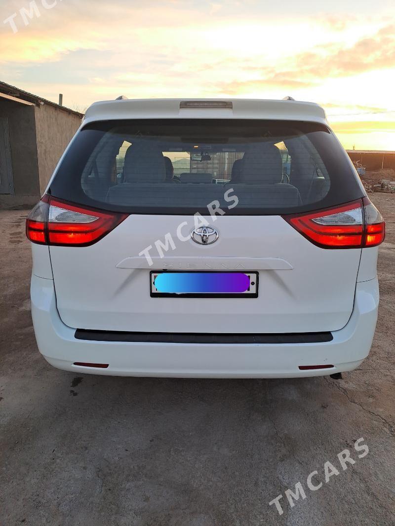 Toyota Sienna 2016 - 290 000 TMT - Tejen - img 3