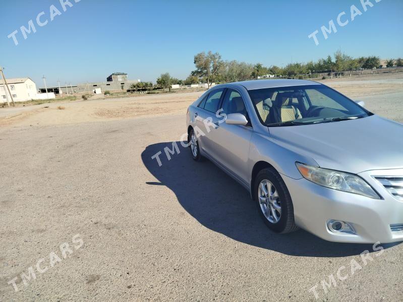 Toyota Camry 2010 - 160 000 TMT - Теджен - img 7