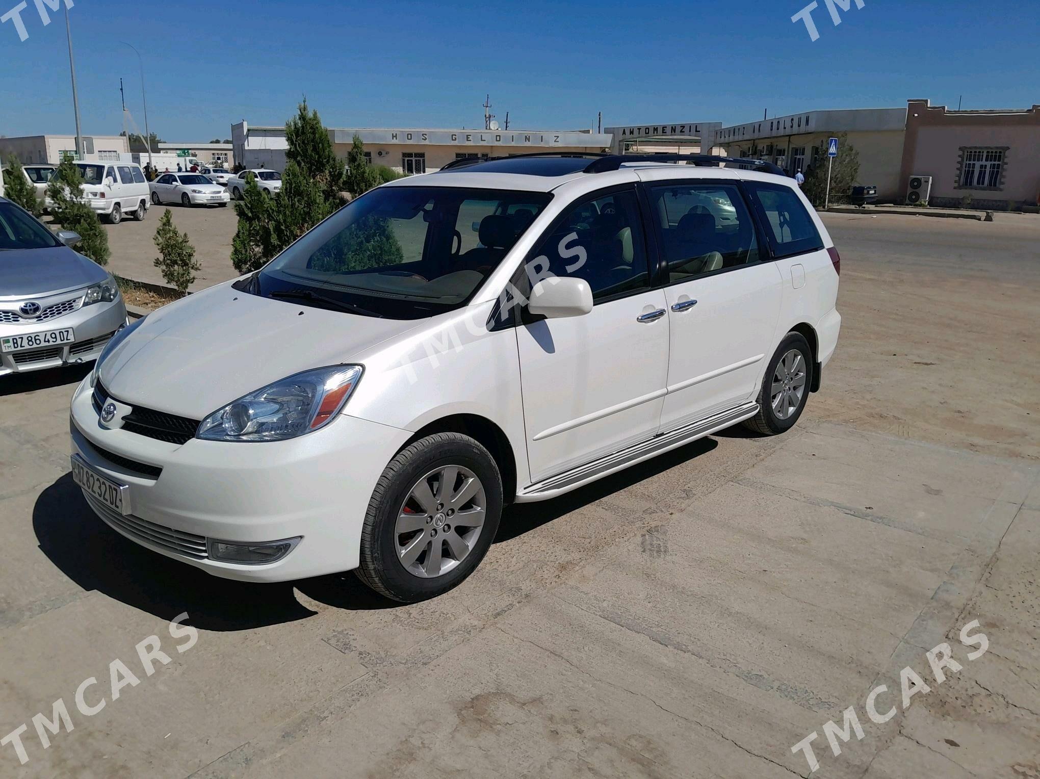 Toyota Sienna 2004 - 200 000 TMT - Гурбансолтан Едже - img 2