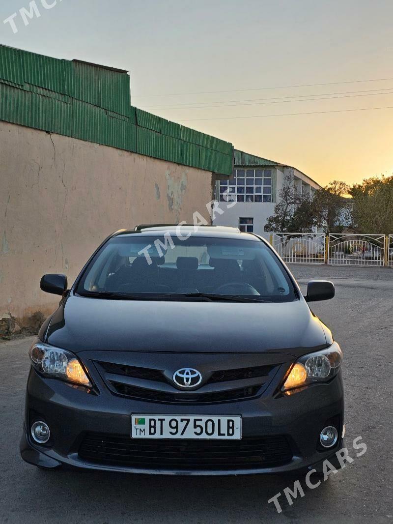 Toyota Corolla 2012 - 135 000 TMT - Çärjew - img 2