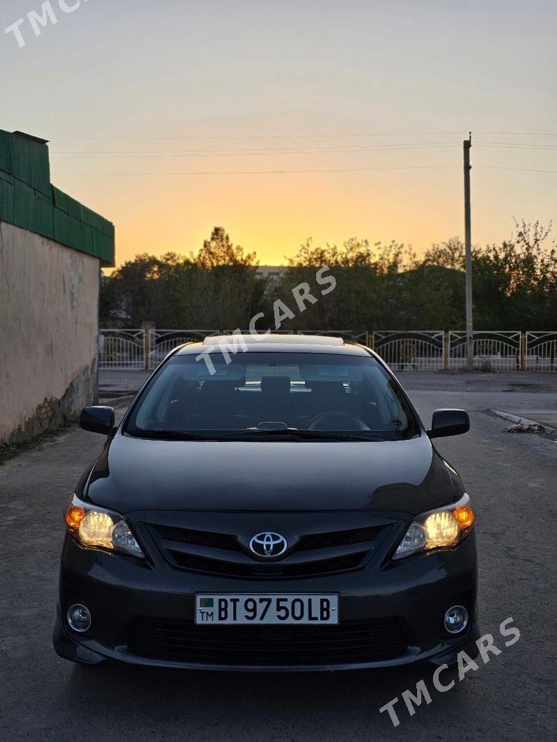 Toyota Corolla 2012 - 135 000 TMT - Çärjew - img 8