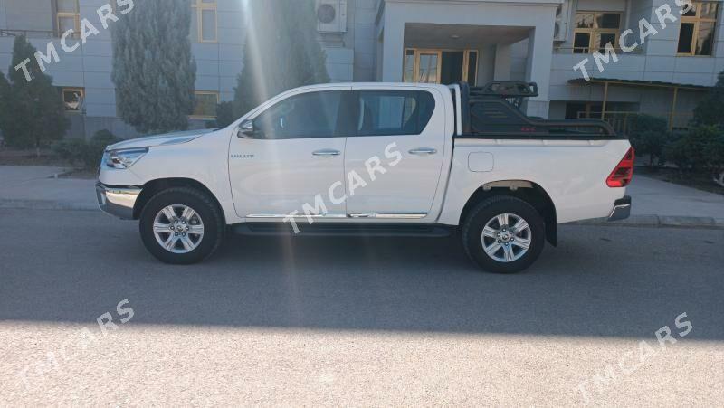 Toyota Hilux 2021 - 600 000 TMT - Мары - img 7