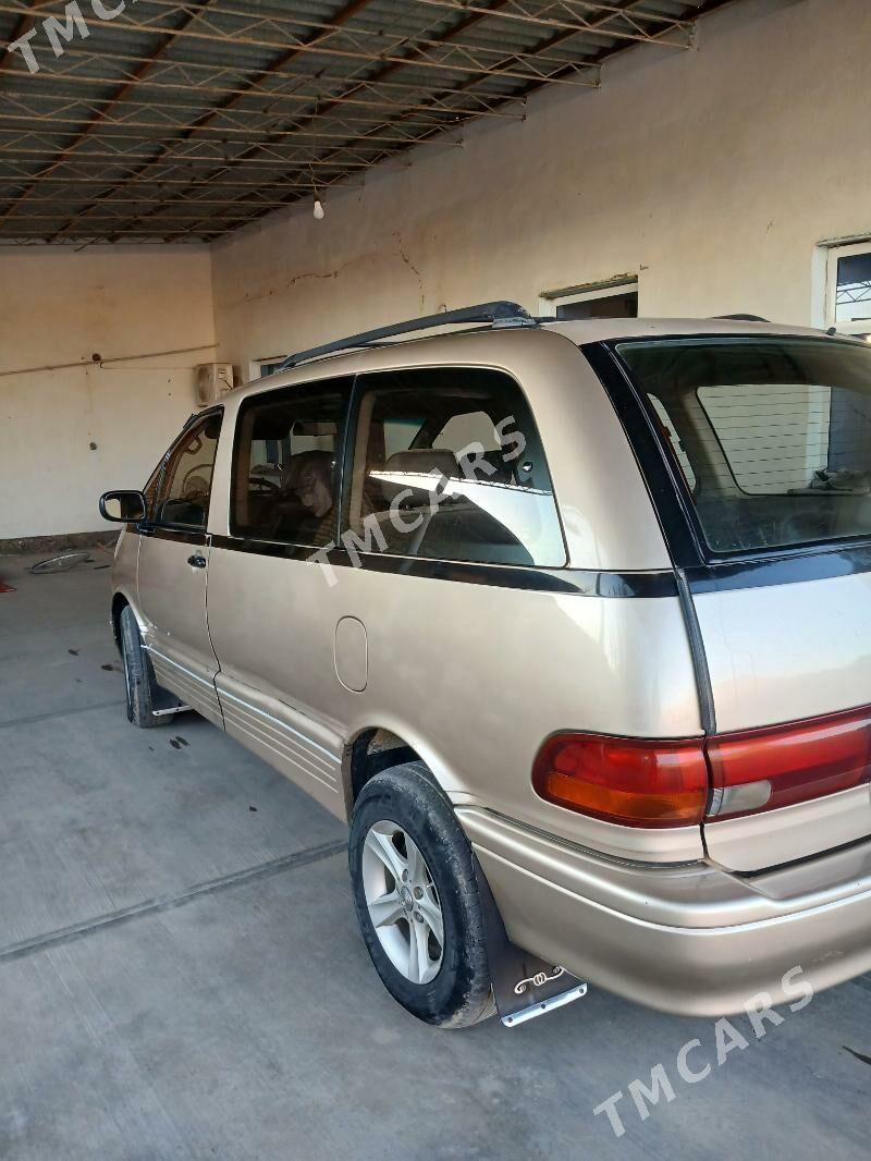 Toyota Previa 1997 - 75 000 TMT - Халач - img 4