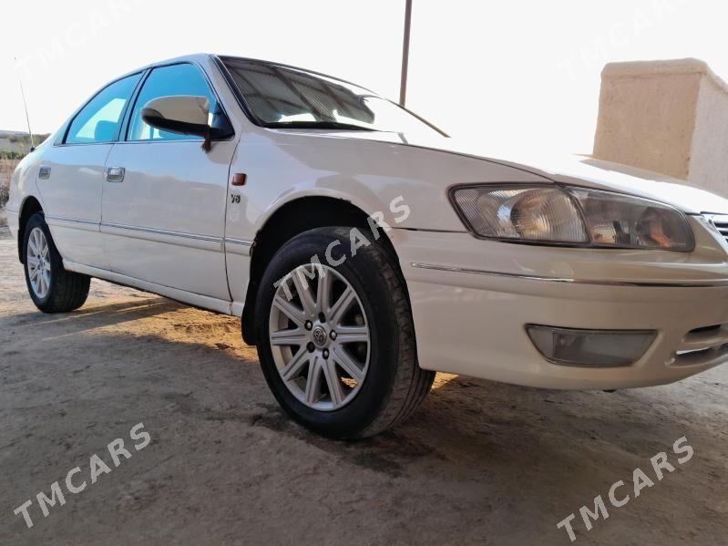 Toyota Camry 2000 - 115 000 TMT - Дашогуз - img 4