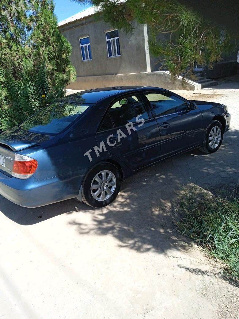 Toyota Camry 2004 - 120 000 TMT - Достлук - img 4