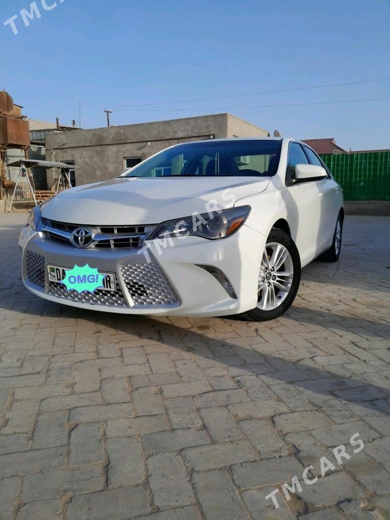 Toyota Camry 2016 - 230 000 TMT - Ýolöten - img 4