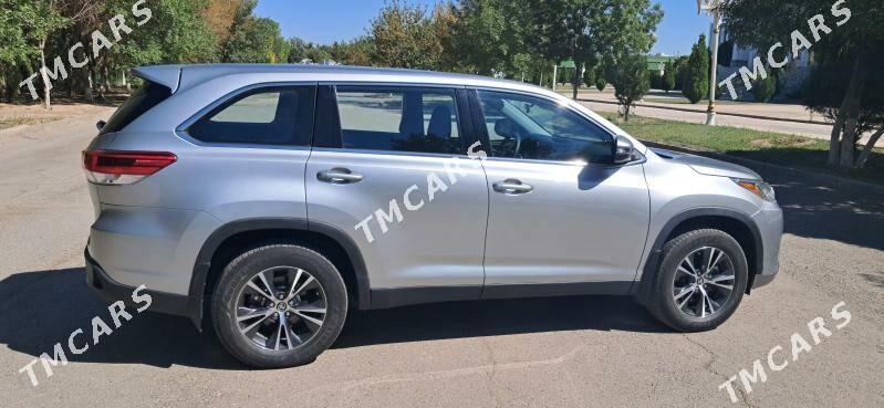 Toyota Highlander 2019 - 380 000 TMT - Daşoguz - img 2