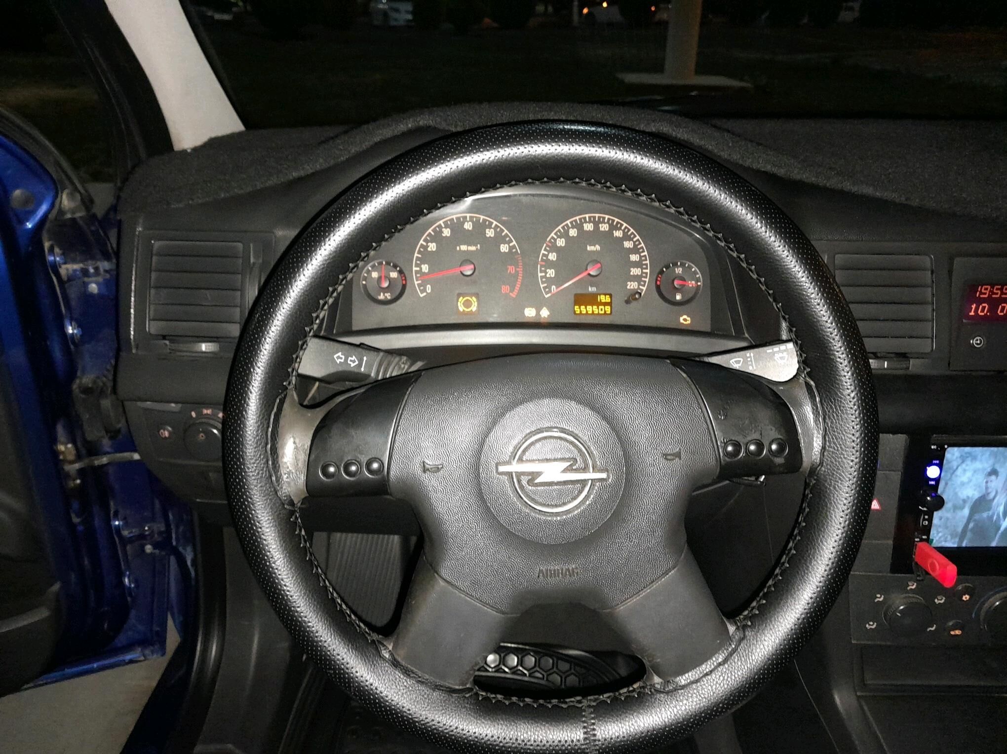 Opel Vectra 2002 - 65 000 TMT - Дашогуз - img 8