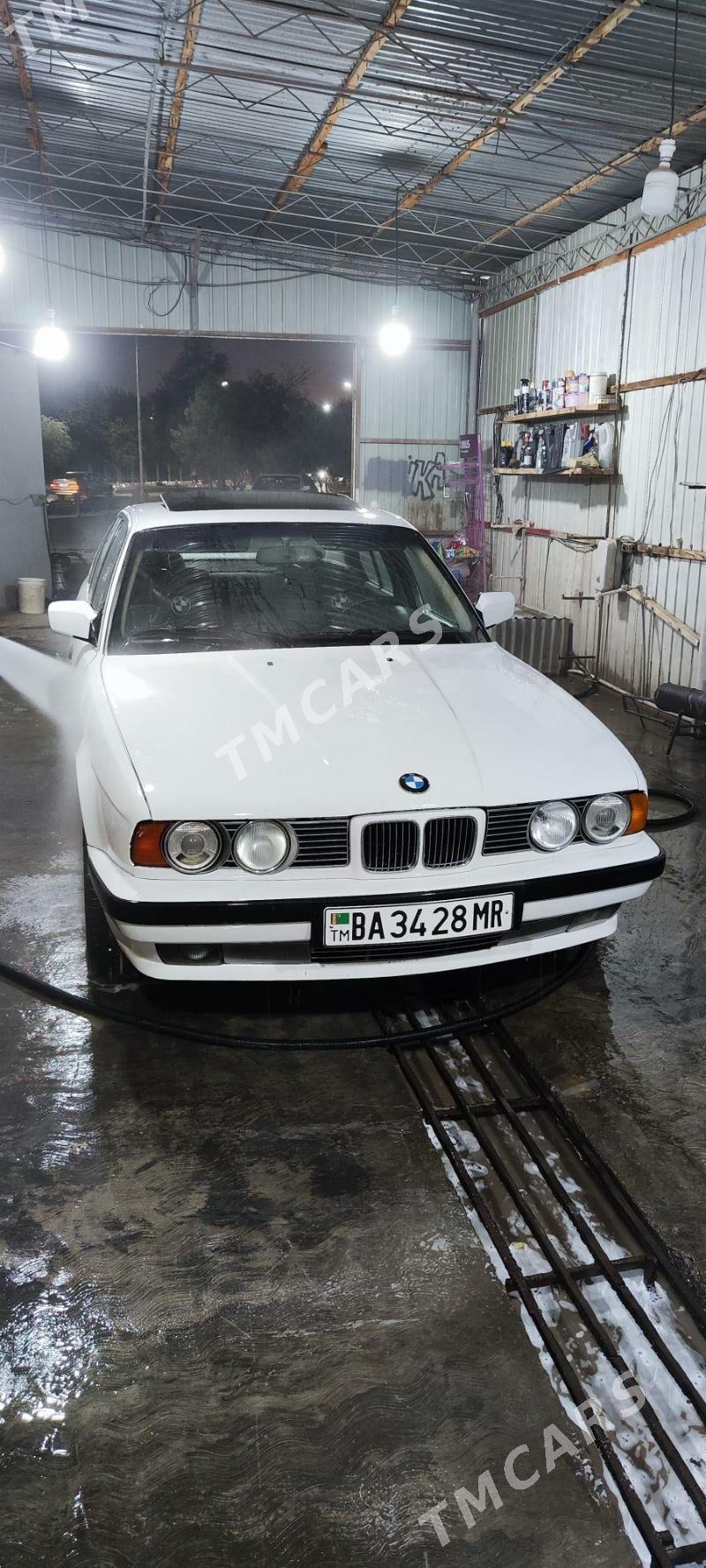 BMW 520 1989 - 70 000 TMT - Мары - img 10