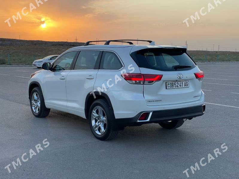 Toyota Highlander 2019 - 645 000 TMT - Ашхабад - img 4