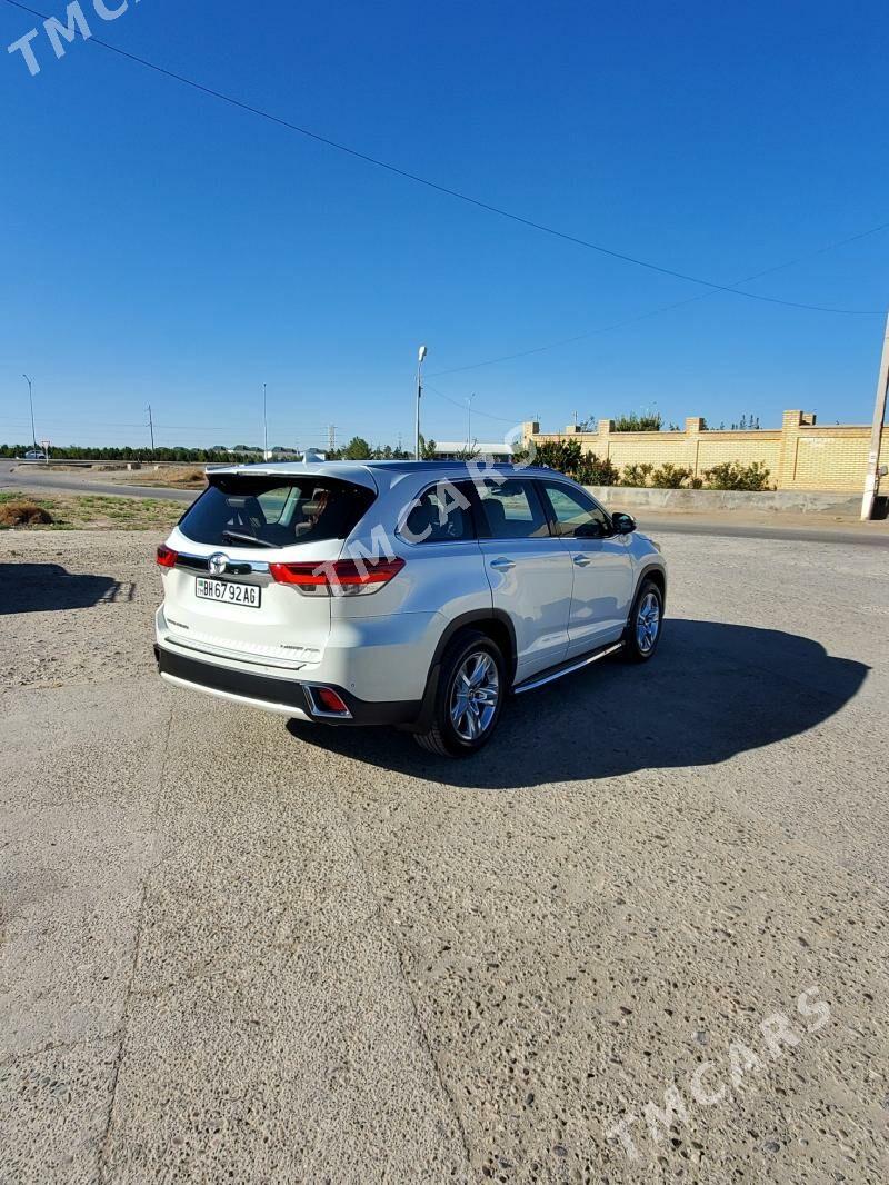 Toyota Highlander 2018 - 540 000 TMT - Mary - img 6