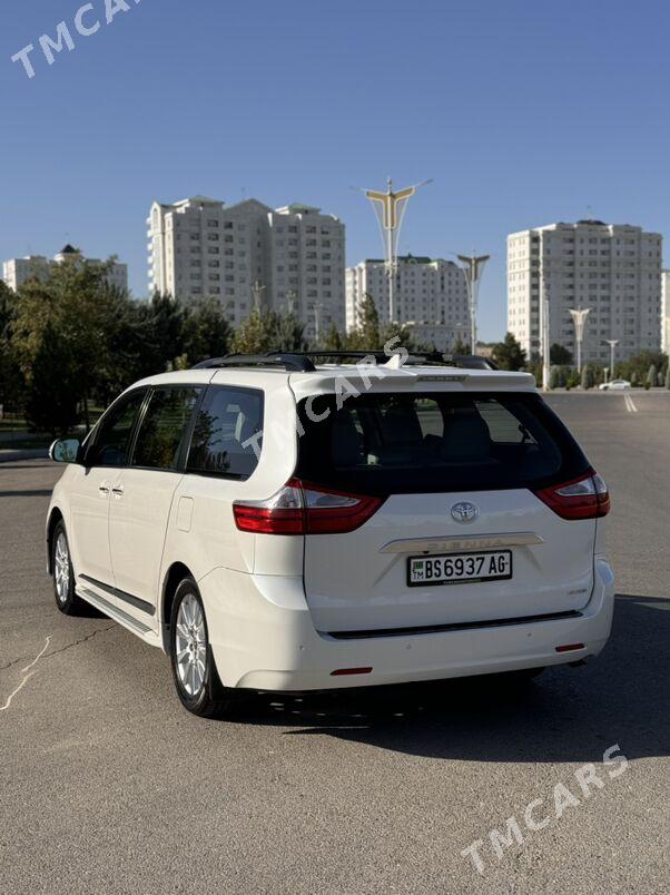 Toyota Sienna 2019 - 660 000 TMT - Aşgabat - img 7