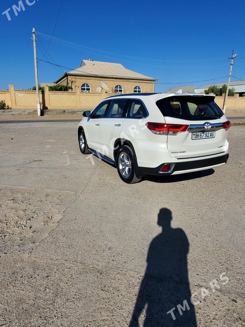 Toyota Highlander 2018 - 540 000 TMT - Mary - img 8