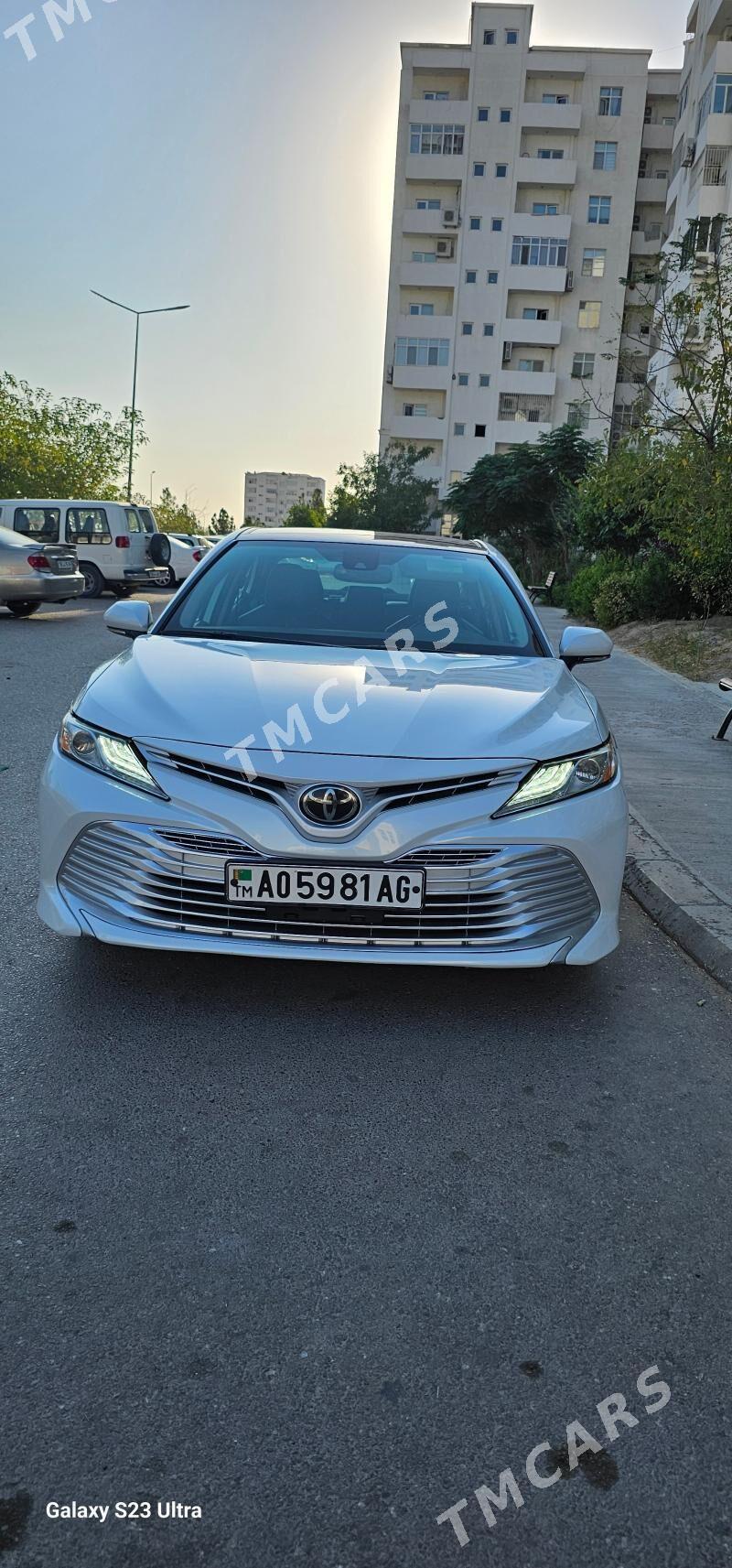 Toyota Camry 2019 - 380 000 TMT - 11 мкр - img 3