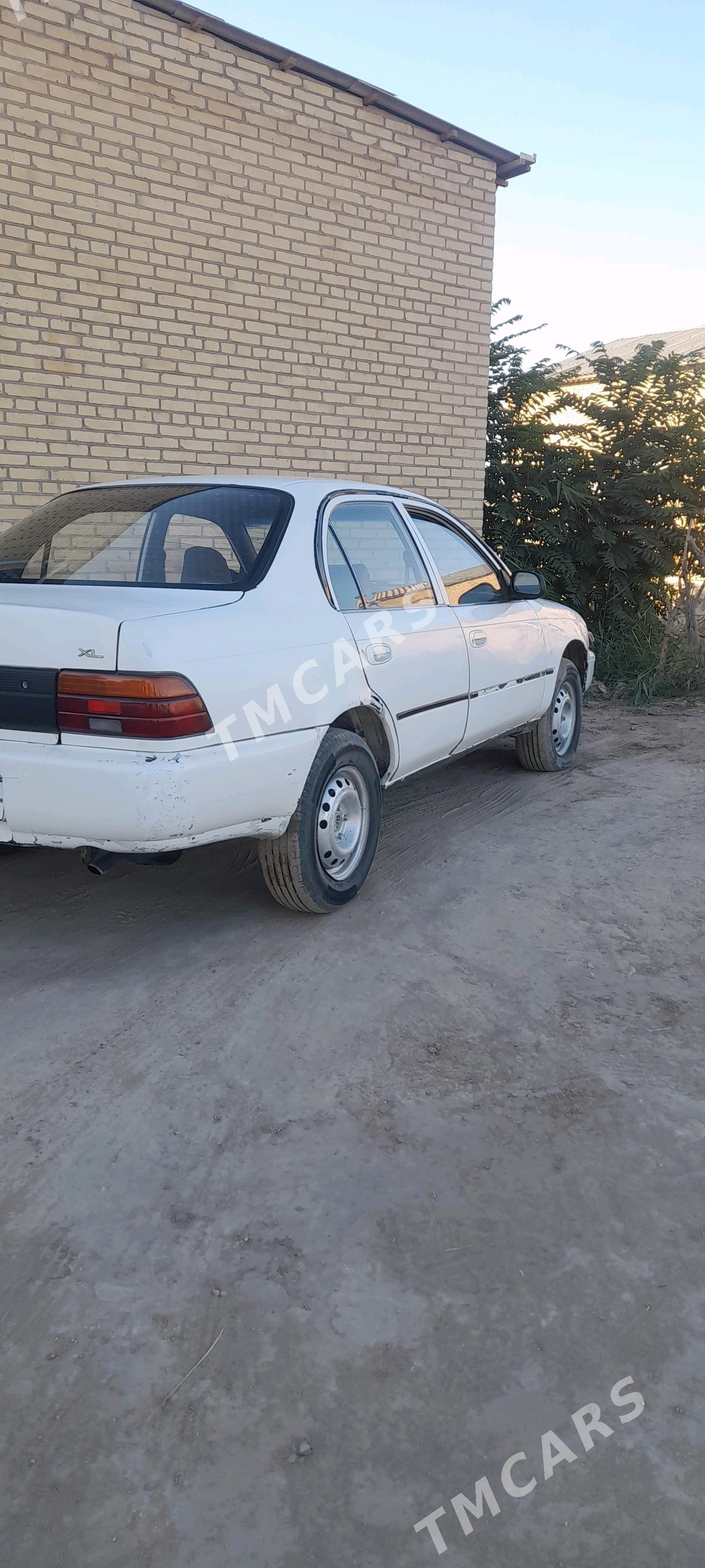 Toyota Corolla 1995 - 29 000 TMT - Халач - img 4