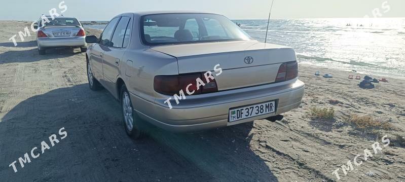 Toyota Camry 1996 - 75 000 TMT - Мары - img 3