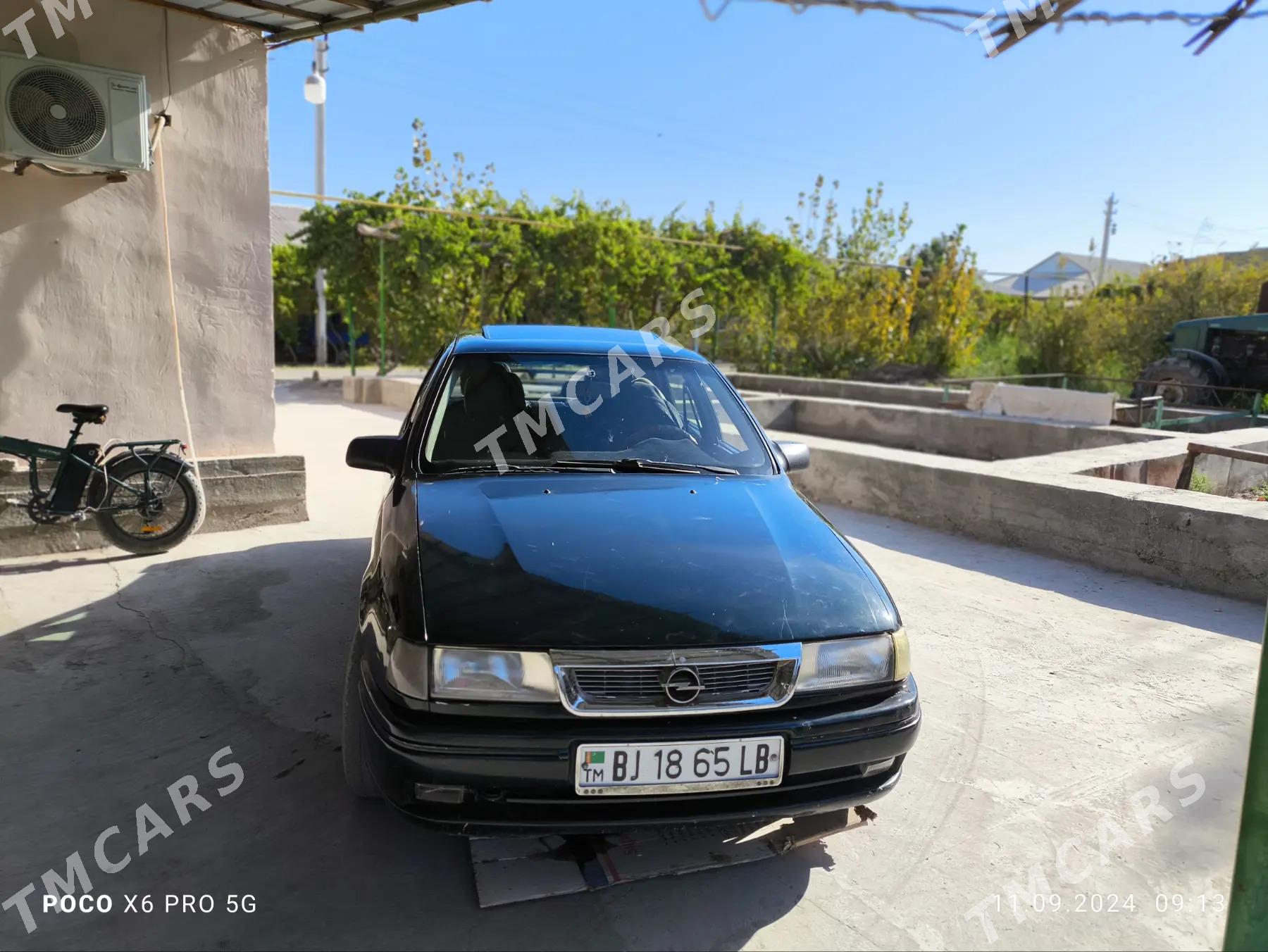 Opel Vectra 1994 - 26 000 TMT - Дянев - img 4