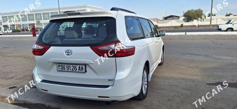 Toyota Sienna 2019 - 340 000 TMT - Tejen - img 4