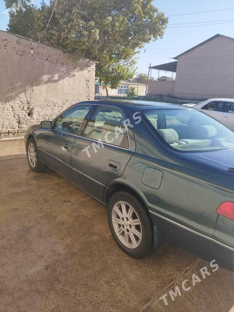 Toyota Camry 1997 - 90 000 TMT - Halaç - img 2