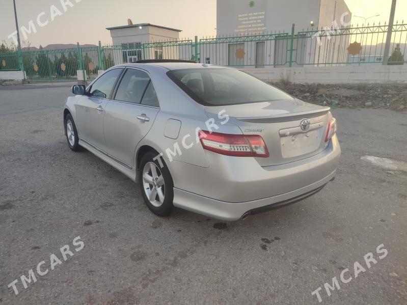 Toyota Camry 2010 - 185 000 TMT - Балканабат - img 4