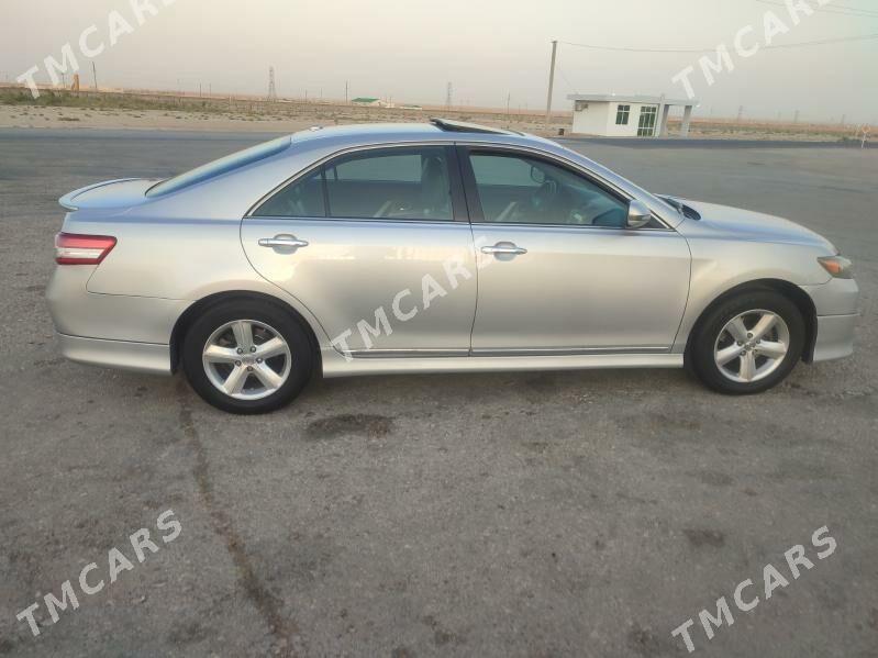 Toyota Camry 2010 - 185 000 TMT - Балканабат - img 6