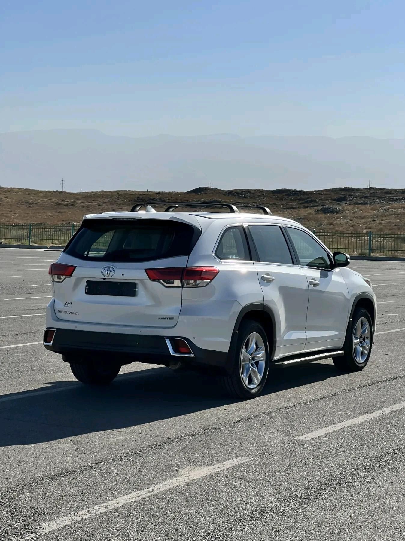 Toyota Highlander 2018 - 490 000 TMT - Aşgabat - img 7