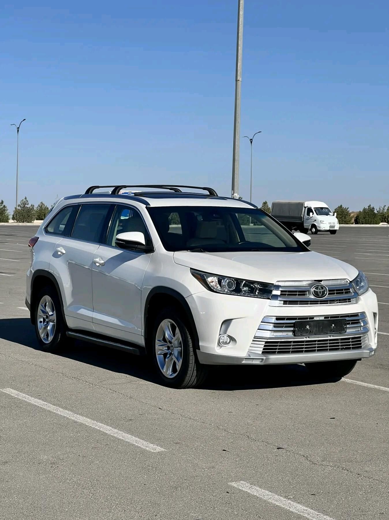 Toyota Highlander 2018 - 490 000 TMT - Aşgabat - img 10