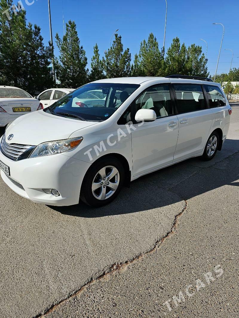 Toyota Sienna 2015 - 298 000 TMT - Aşgabat - img 2