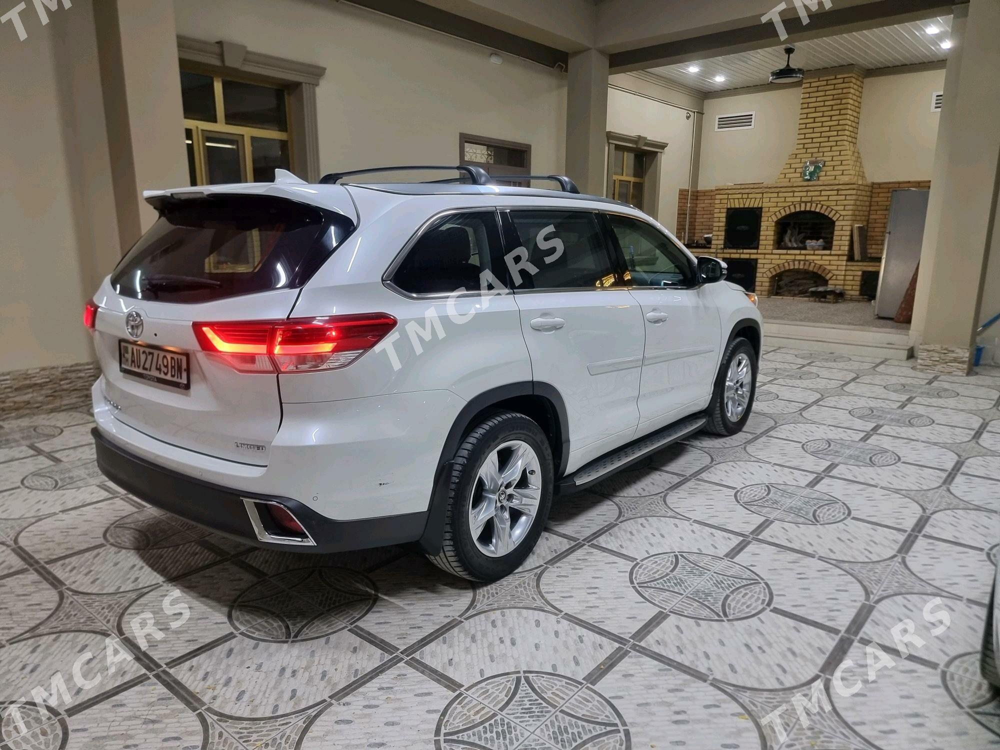 Toyota Highlander 2017 - 440 000 TMT - Balkanabat - img 3