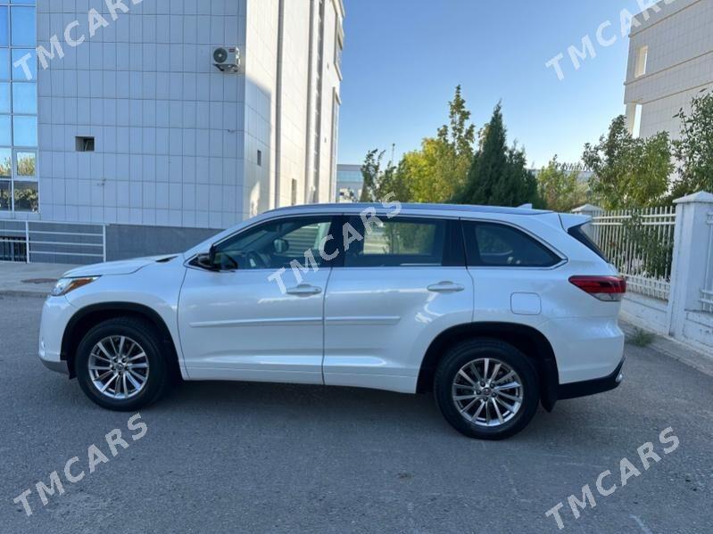 Toyota Highlander 2019 - 520 000 TMT - 30 мкр - img 3