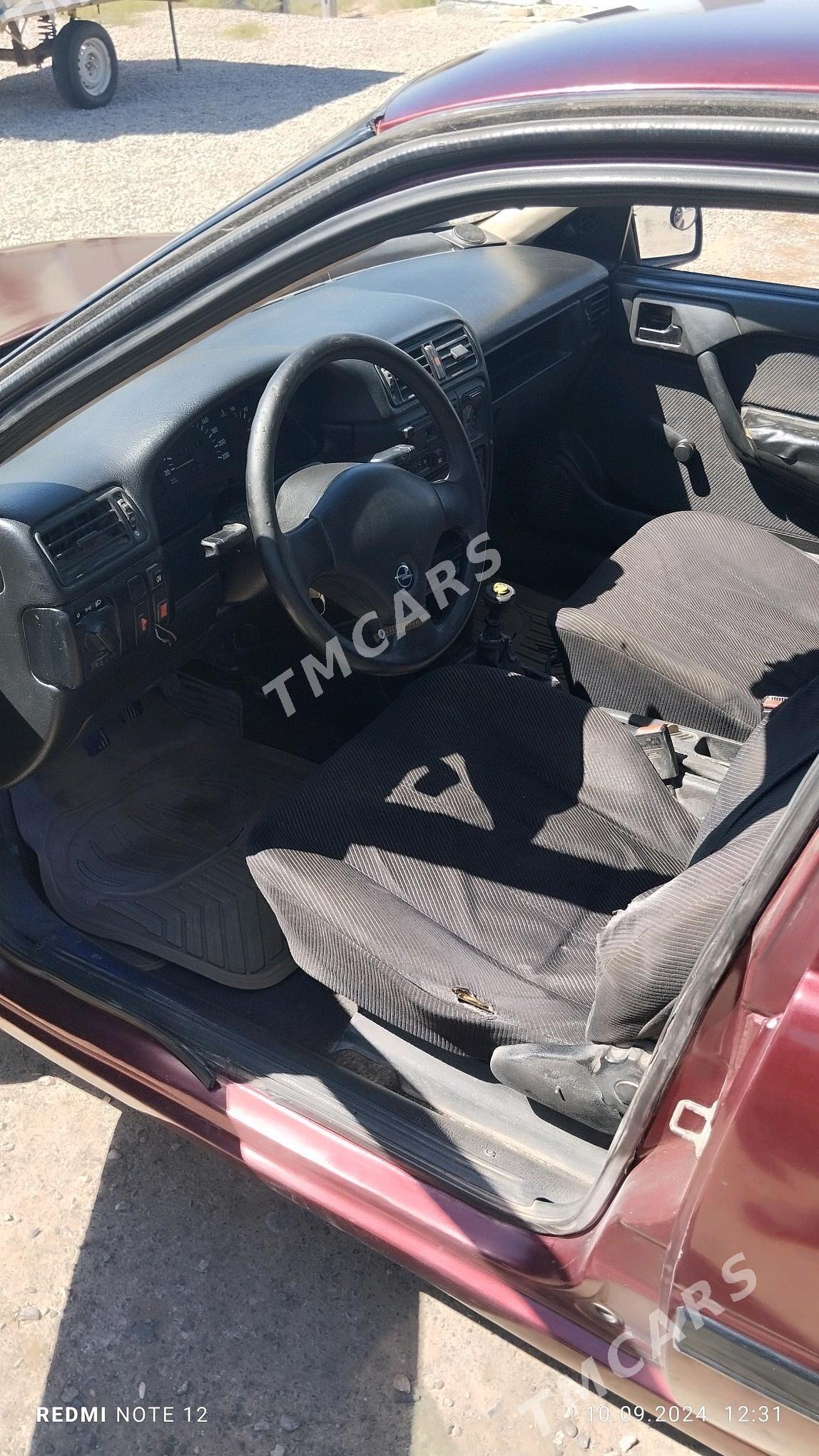 Opel Vectra 1993 - 28 000 TMT - Сакарчага - img 5