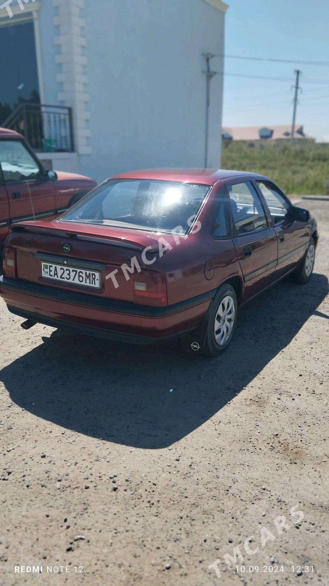 Opel Vectra 1993 - 28 000 TMT - Сакарчага - img 4