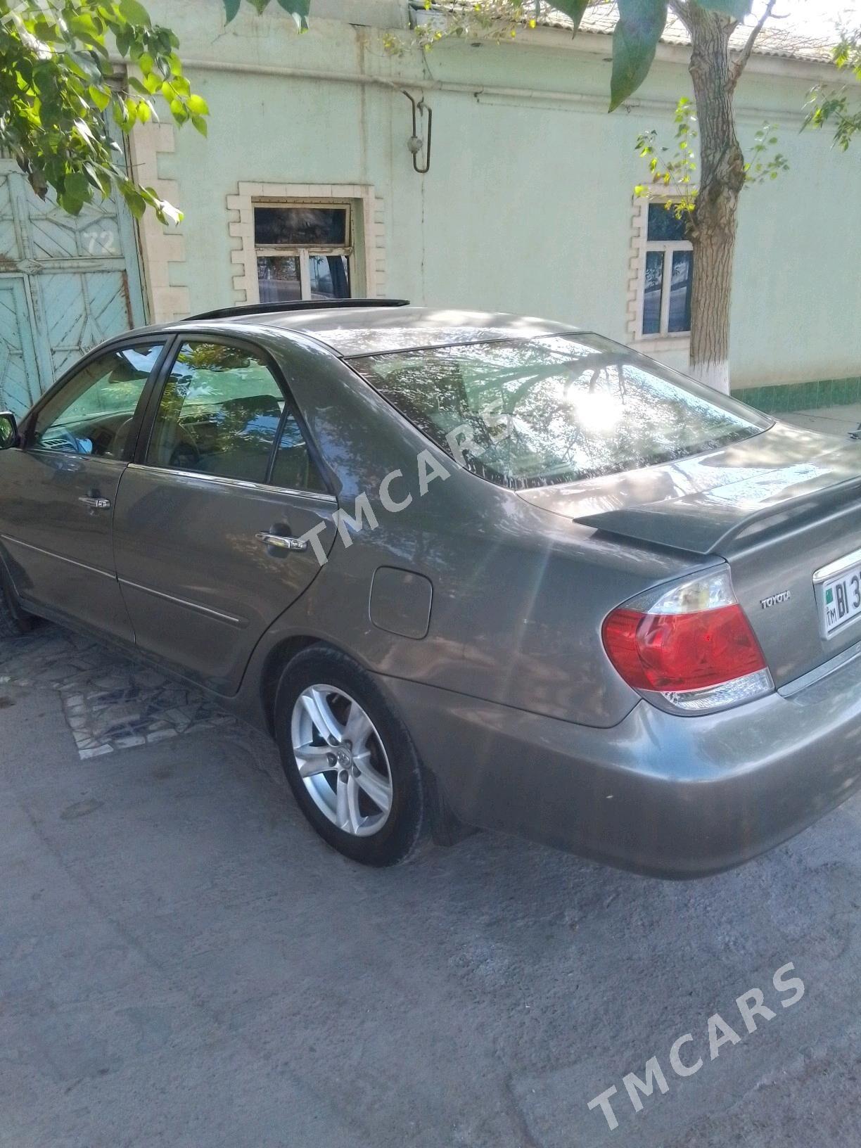 Toyota Camry 2003 - 125 000 TMT - Кёнеургенч - img 2