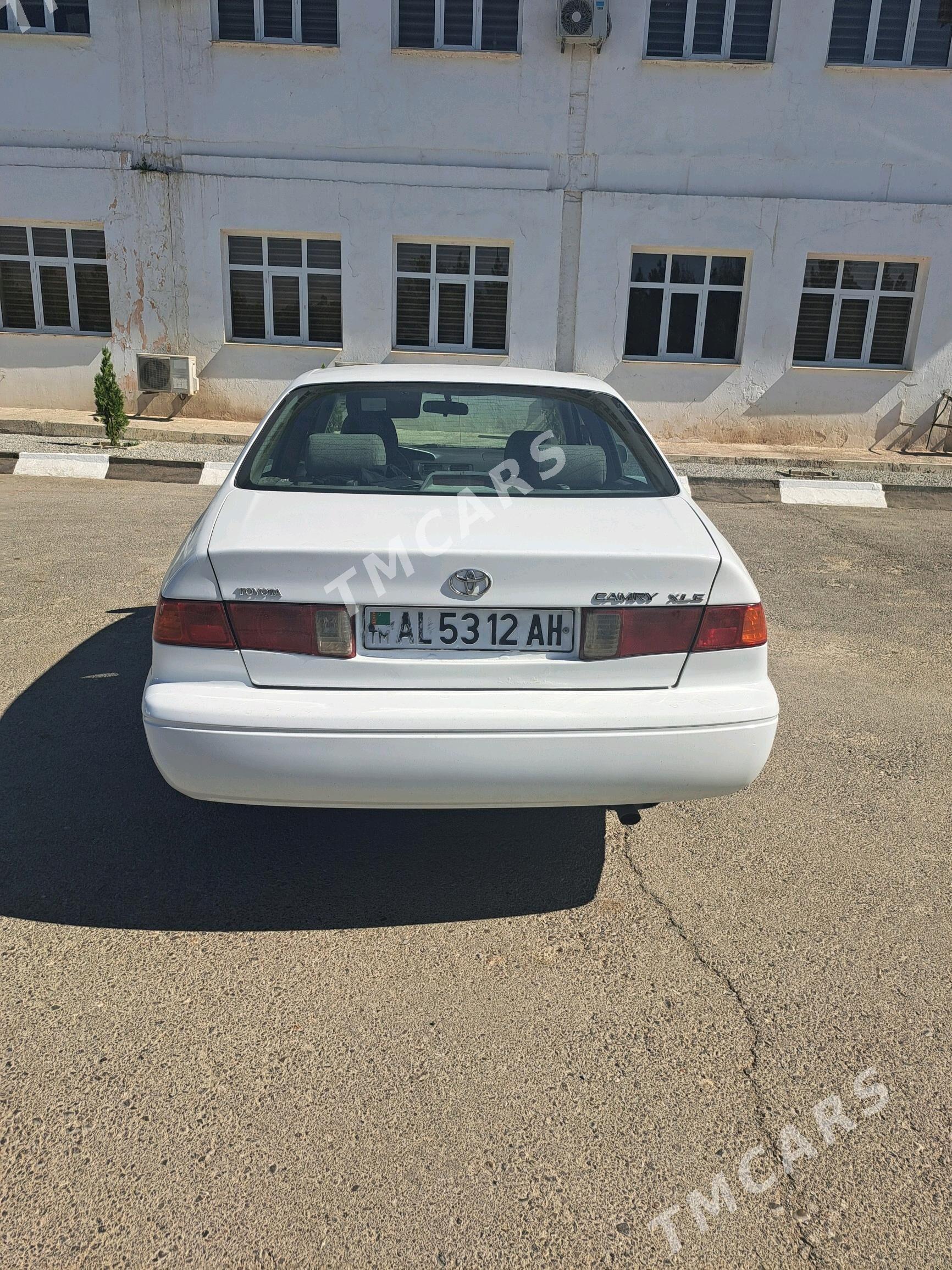 Toyota Camry 2000 - 115 000 TMT - Ак-Бугдайский этрап - img 2