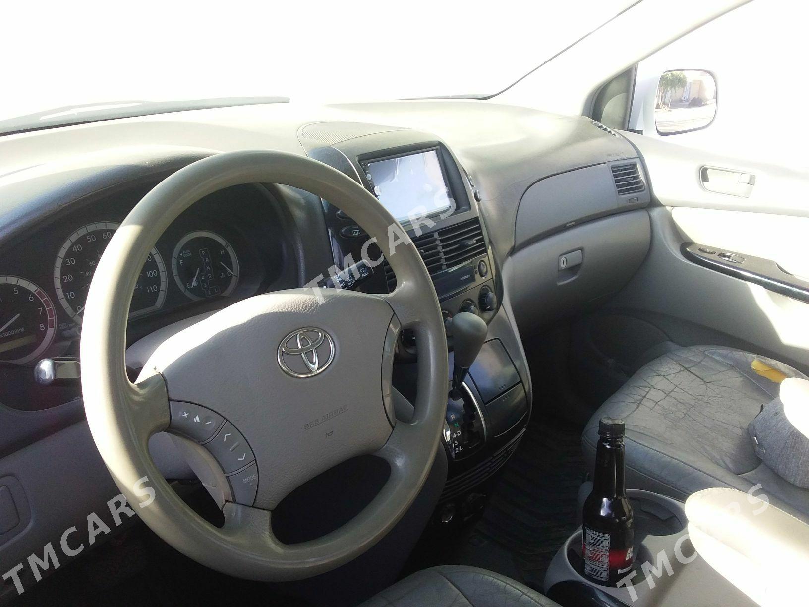 Toyota Sienna 2004 - 189 000 TMT - Дянев - img 5