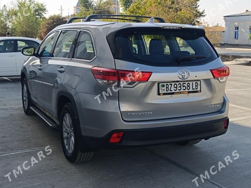 Toyota Highlander 2019 - 480 000 TMT - Türkmenabat - img 5