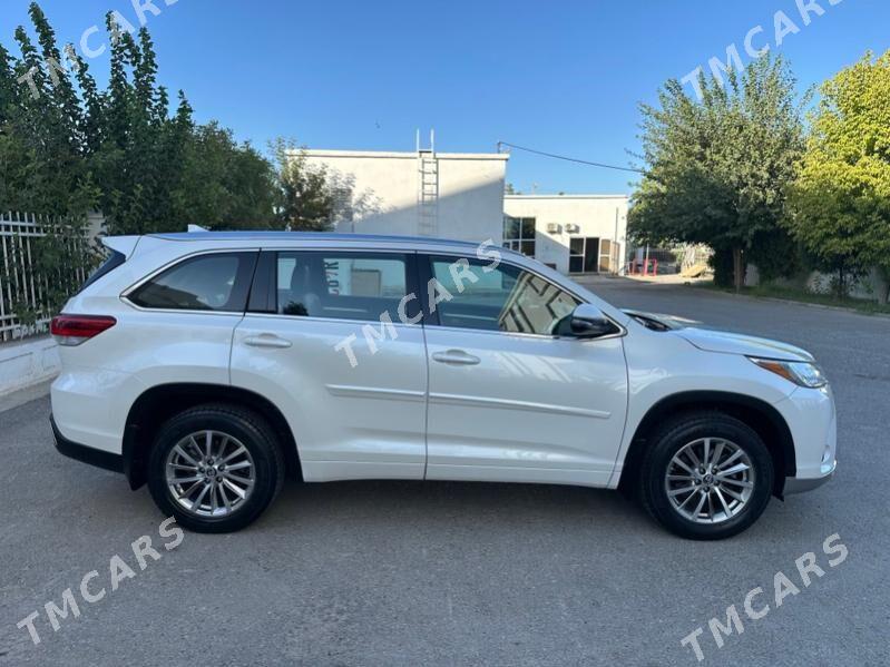 Toyota Highlander 2019 - 520 000 TMT - Aşgabat - img 2