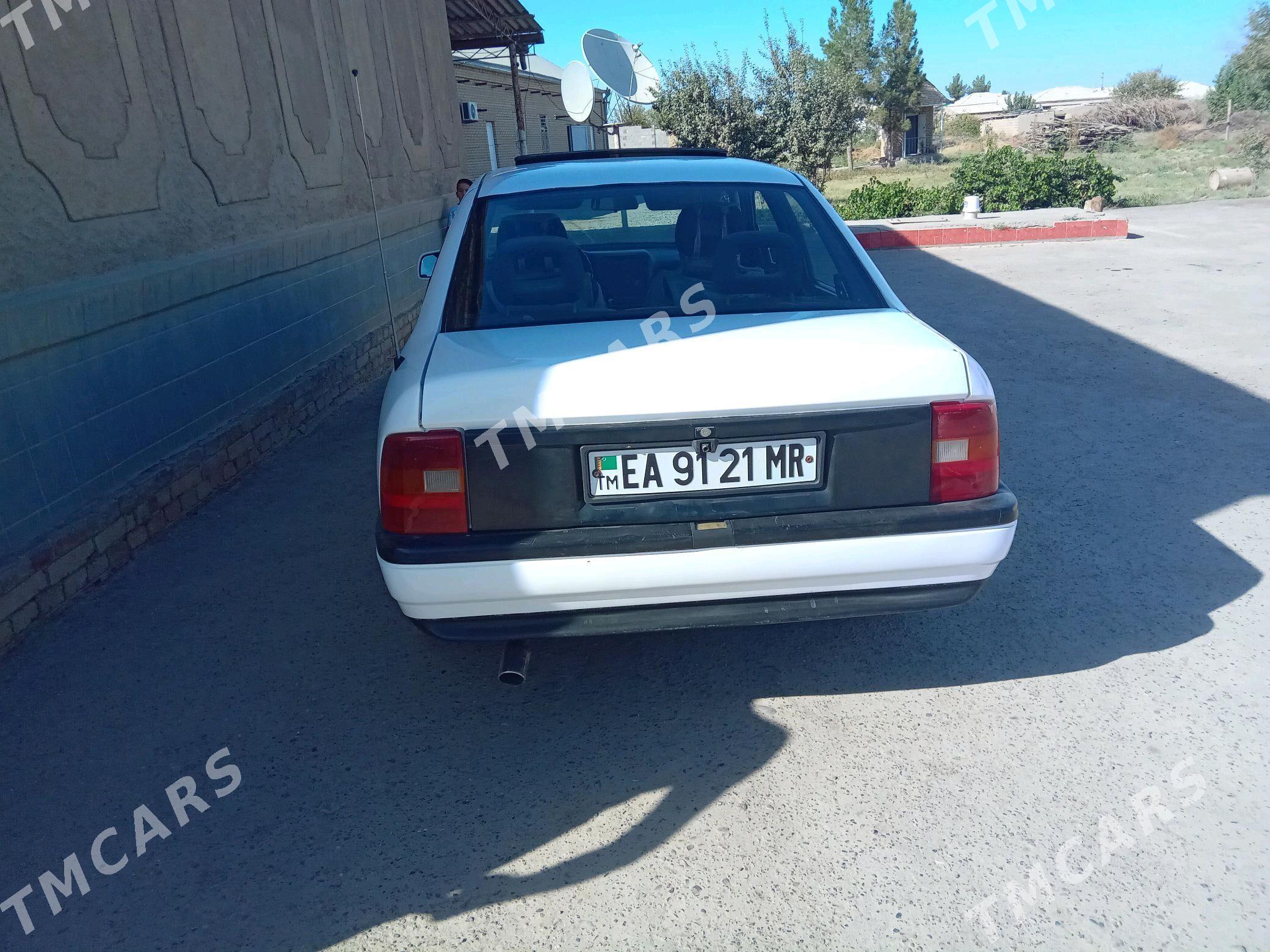 Opel Vectra 1992 - 32 000 TMT - Мургап - img 2