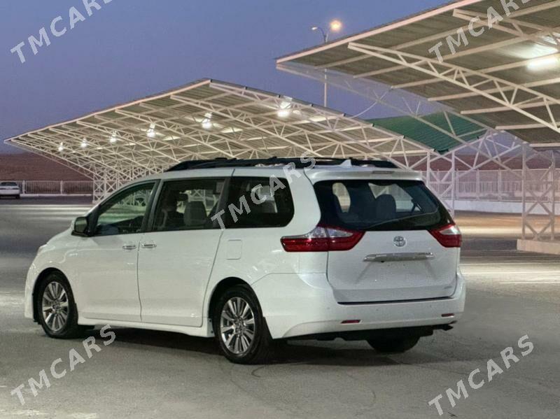 Toyota Sienna 2019 - 455 000 TMT - Aşgabat - img 9