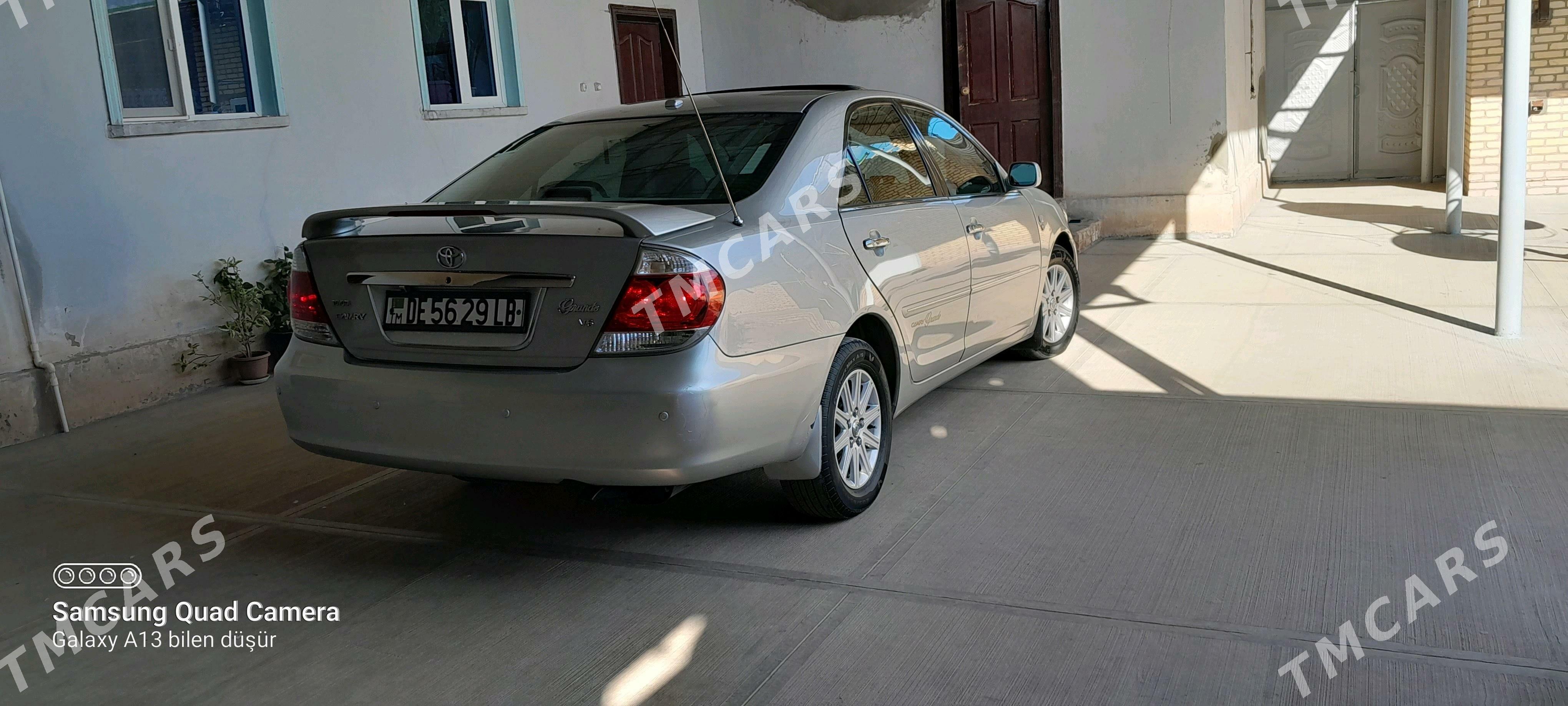 Toyota Camry 2003 - 180 000 TMT - Халач - img 4