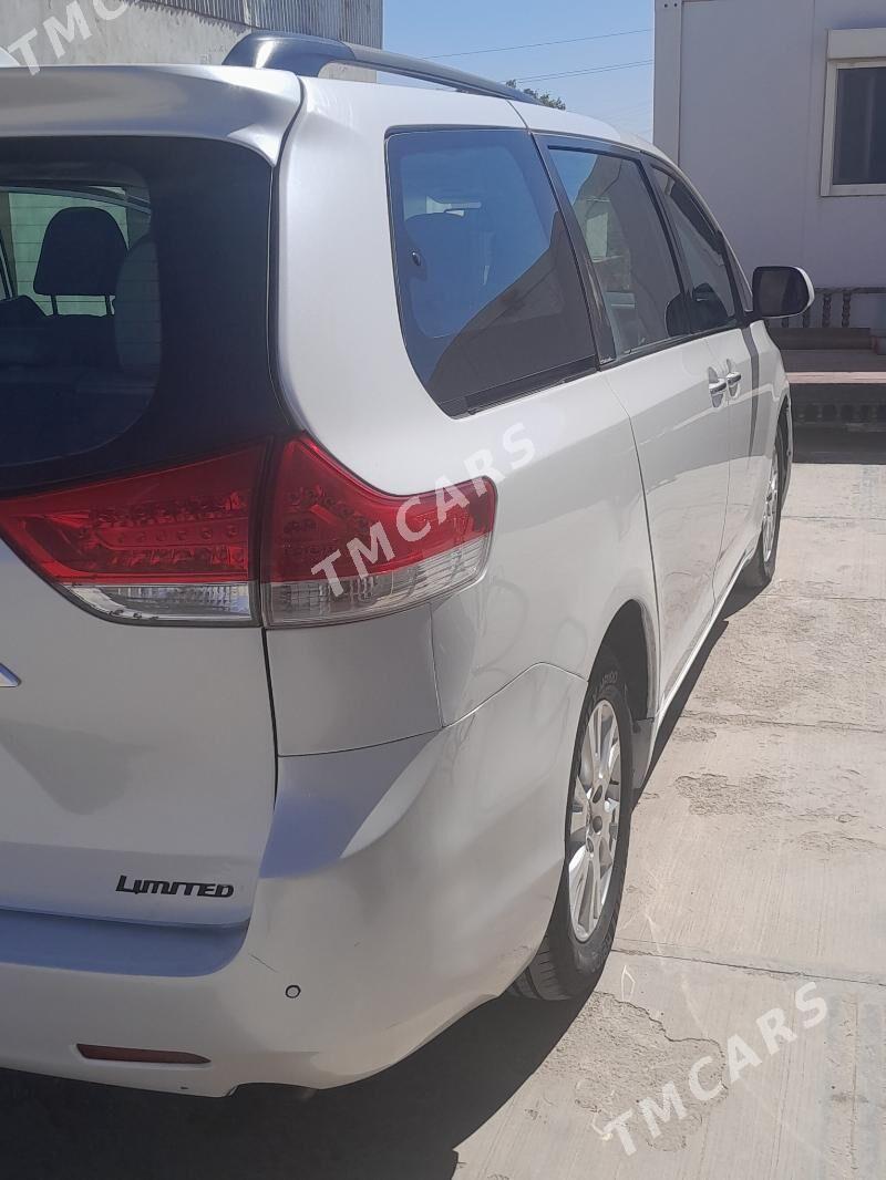 Toyota Sienna 2010 - 260 000 TMT - Mary - img 4