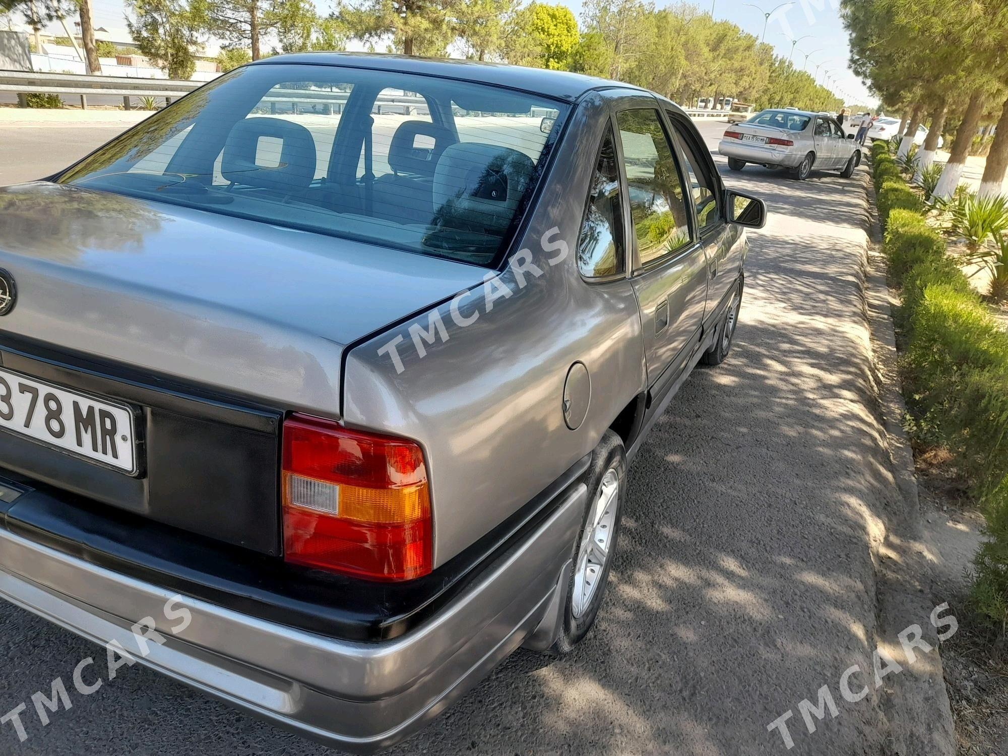 Opel Vectra 1992 - 34 000 TMT - Wekilbazar - img 4