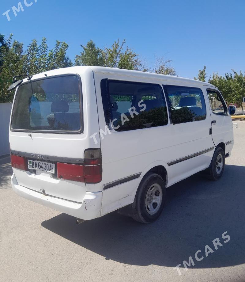 Toyota Hiace 1996 - 44 000 TMT - Бабадайхан - img 3