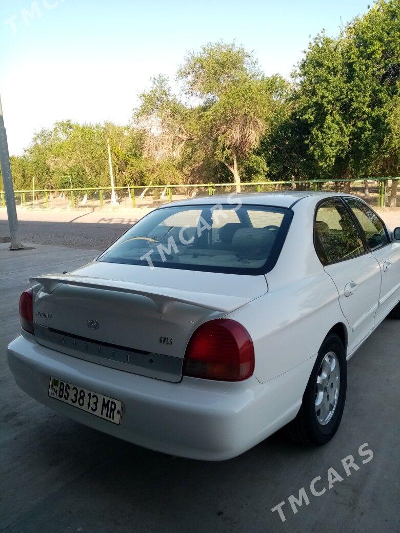 Hyundai Sonata 2000 - 60 000 TMT - Байрамали - img 3