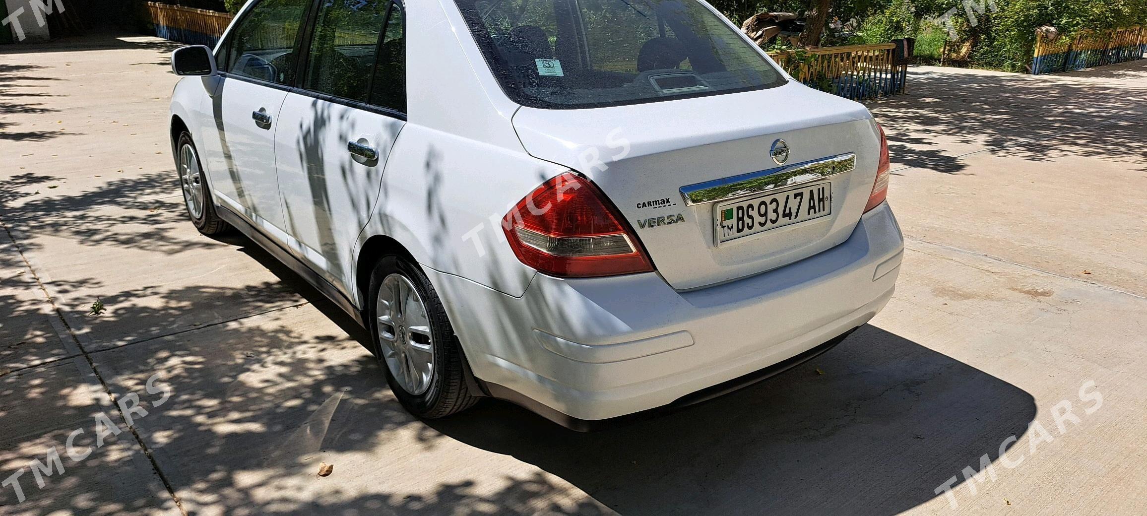 Nissan Versa 2010 - 85 000 TMT - Ашхабад - img 2