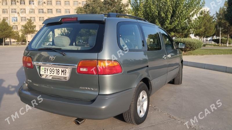 Toyota Sienna 2000 - 125 000 TMT - Мары - img 9